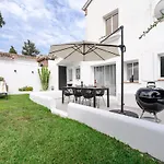 Cosy Near