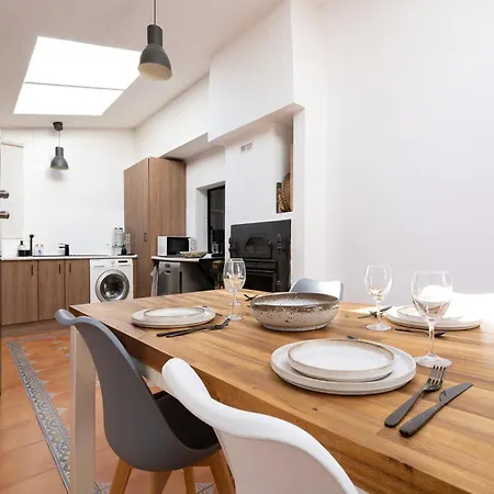 Cosy Near *