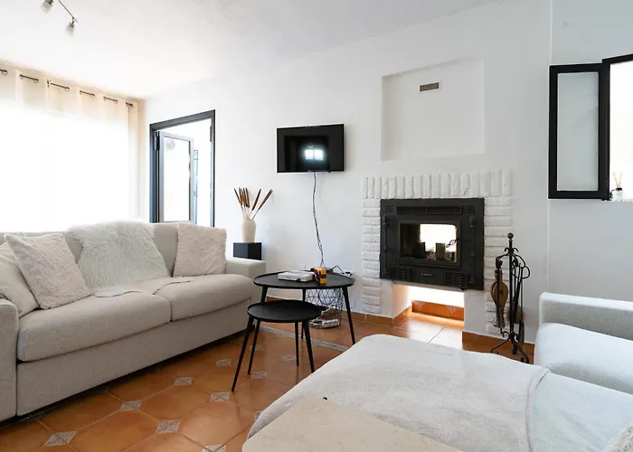 Cosy Near Будинок відпочинку Марбелья